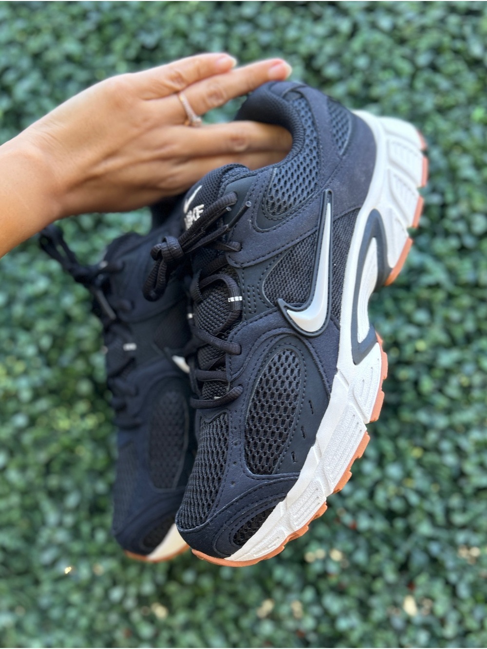 NikeV5 RNR - Picture 4 of 8